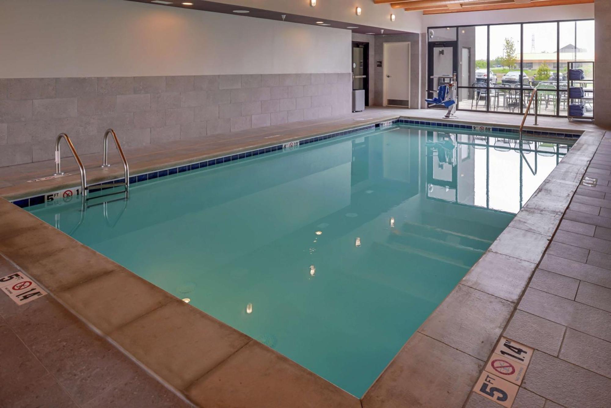 Home2 Suites By Hilton Merrillville Kültér fotó